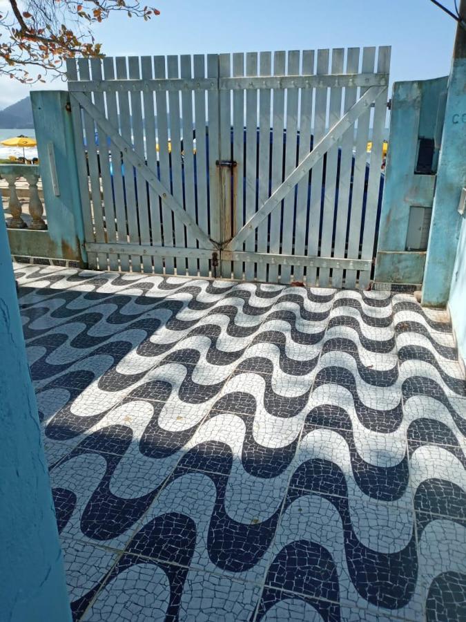 Kitinet Da Casa Azul Praia Das Toninhas Убатуба Екстер'єр фото